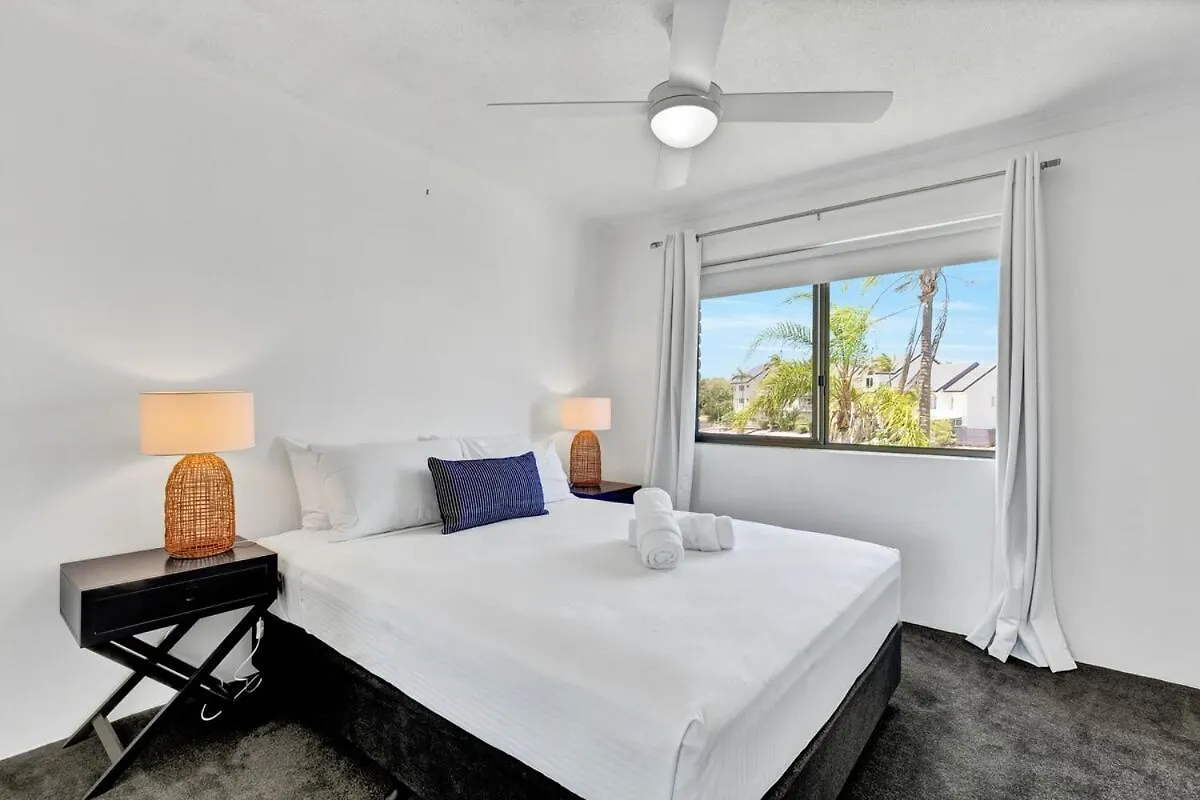 Hacienda- Canal Views And Comfort Mooloolaba Apartmán